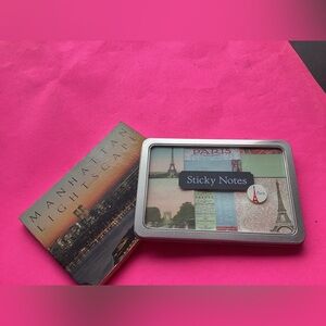 NWT Paris themed sticky note and Manhattan Lightscape postcard booklet
